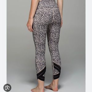 Lululemon Leopard Print High Times Pant, Size 2.